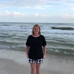 Meet your Posher, Candace
